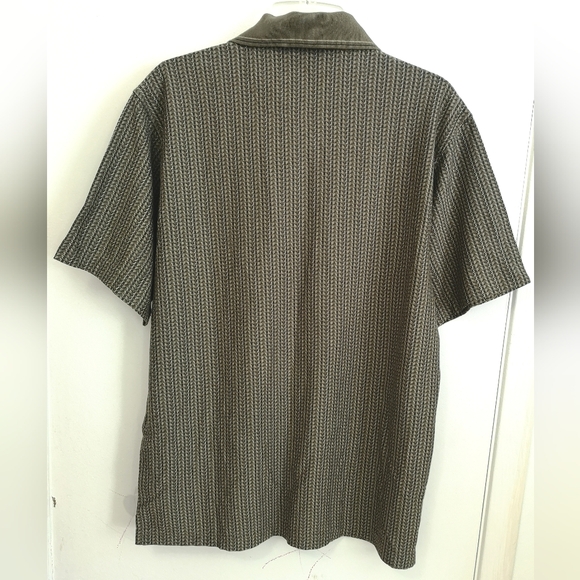 **Brand new**Men's light brown VanHeusen shirt - Picture 2 of 4
